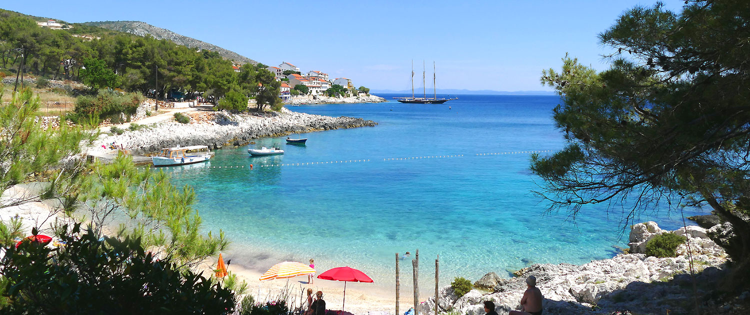 Croatia Gostionica Mala Milna Hvar Restaurant Beach Meer Adriatc Mediteran Adria Beach Pinien Boot